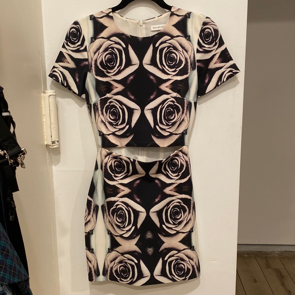 Bec & Bridge metallic flower body-con mini
